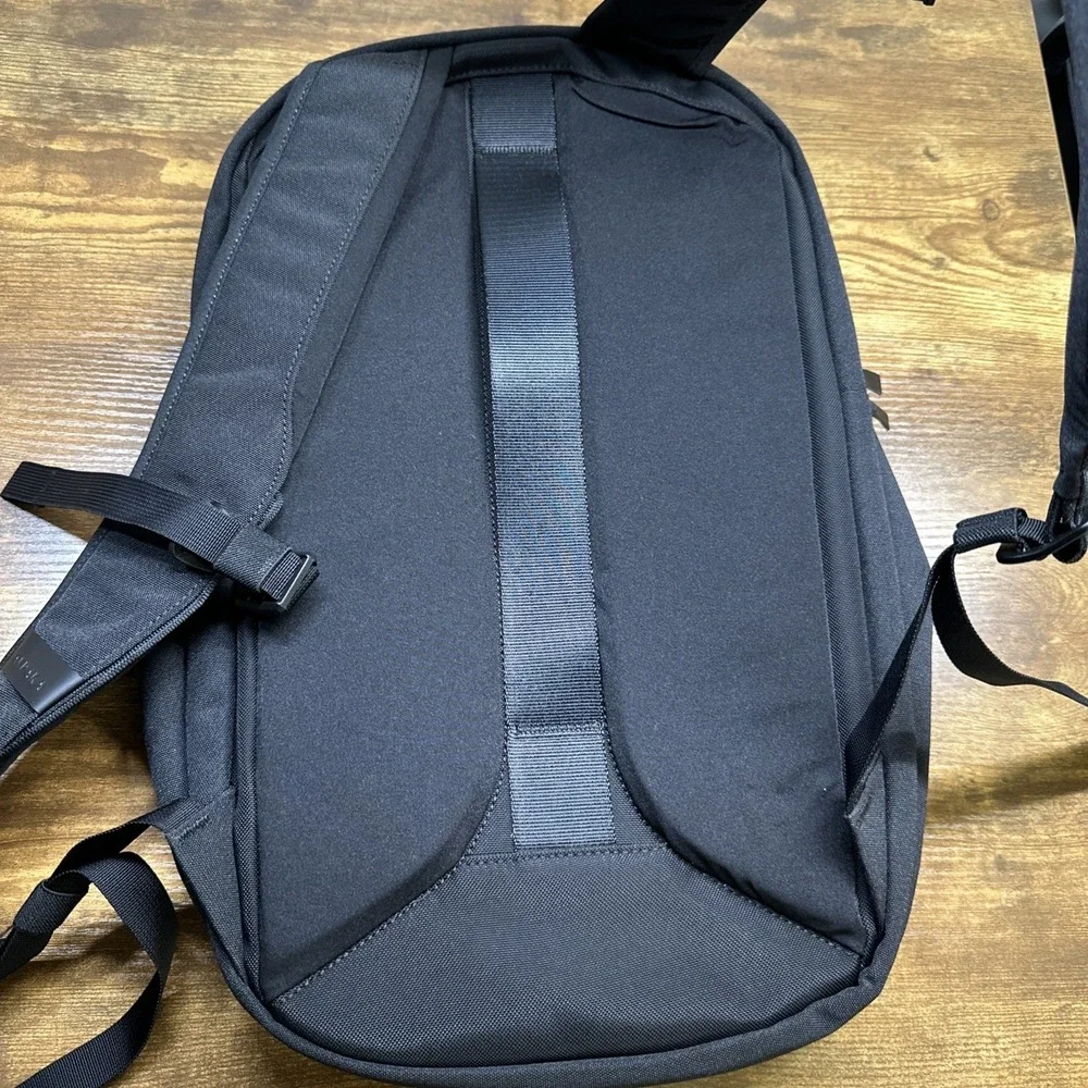 Alpaka Metro Travel Laptop Backpack‎ Pro Black | Axoflux 600D